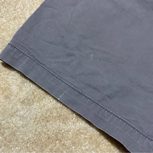 Old Navy Everyday Short Gray Shorts 10 - Picture 7 of 8